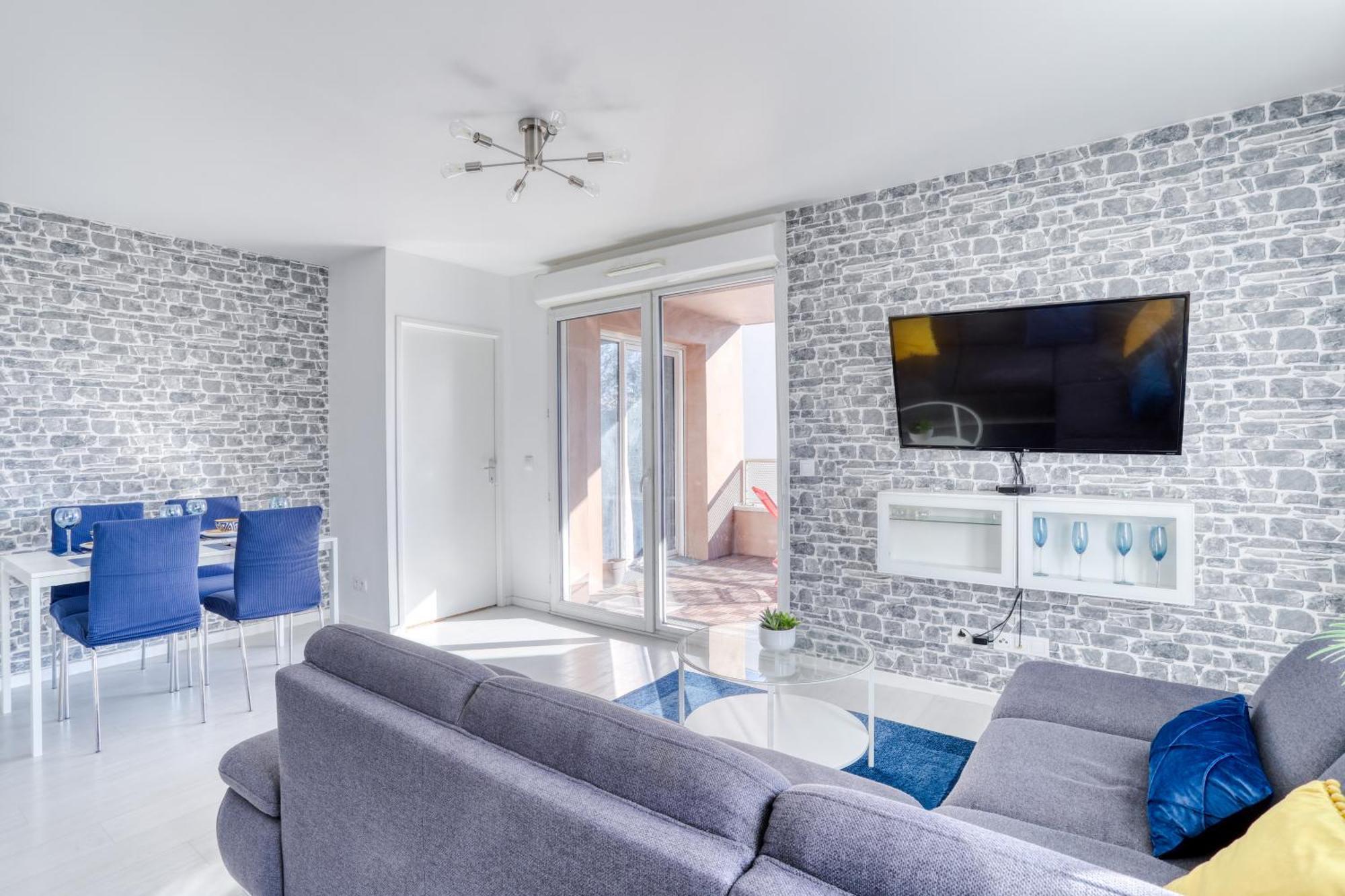 "Le Serenity ", Appartement Spacieux ,Balcon, Parking Prive Gratuit, Netflix, Proche Cdg Et Stade De France Stains Kültér fotó