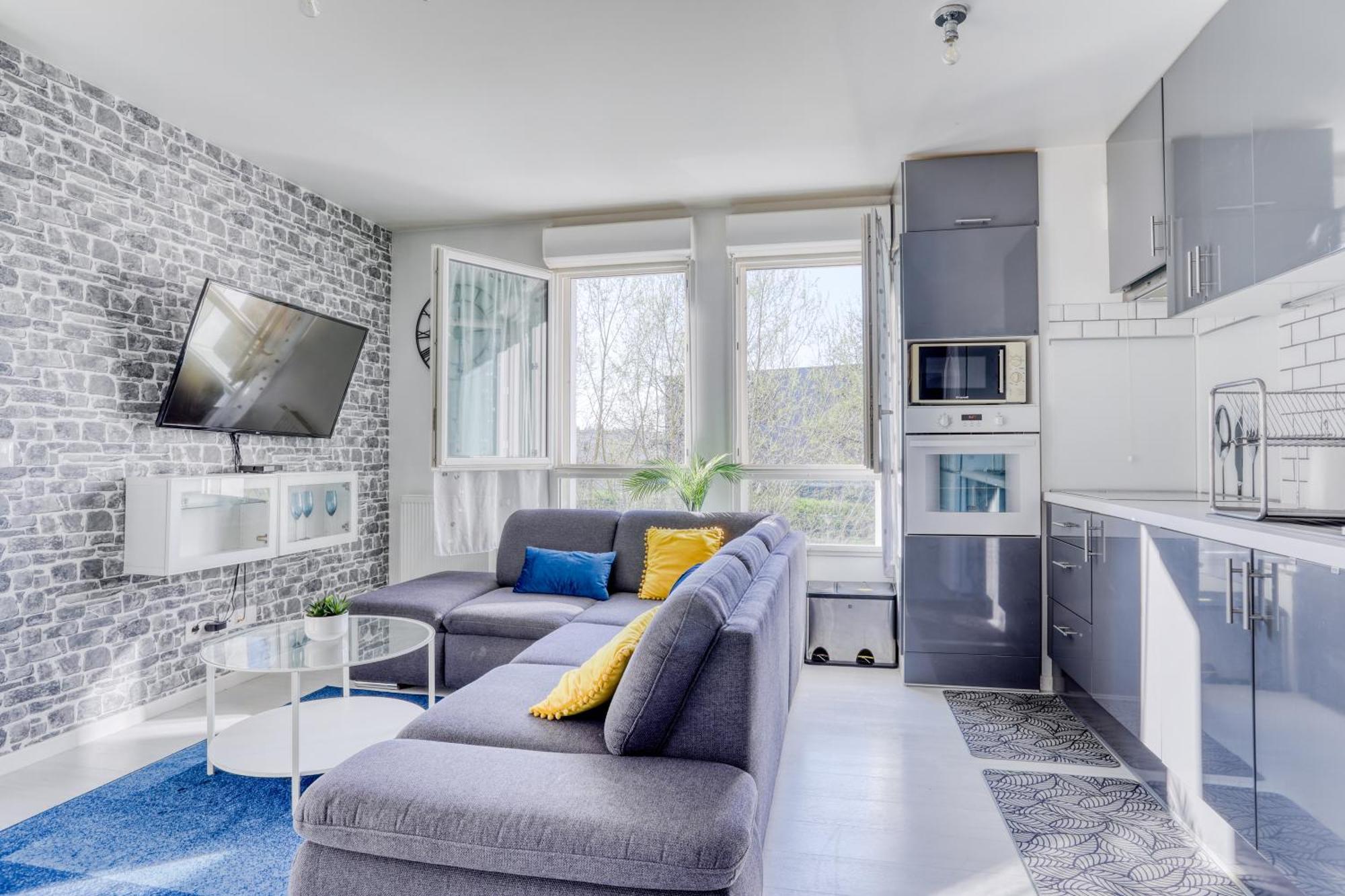 "Le Serenity ", Appartement Spacieux ,Balcon, Parking Prive Gratuit, Netflix, Proche Cdg Et Stade De France Stains Kültér fotó